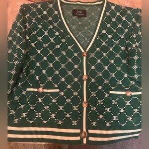 Elle & Em green  Patterned Cardigan Sweater